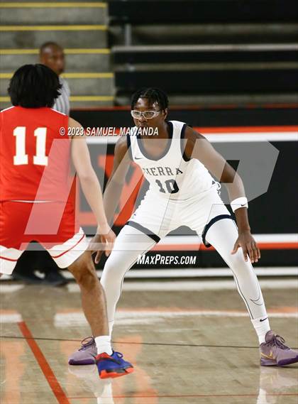 Thumbnail 1 in Sierra Canyon vs Centennial (Beverly Hills Tournament Semi-Final) photogallery.
