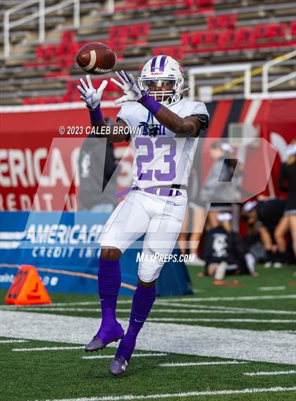 Thumbnail 2 in Corner Canyon vs. Lehi (UHSAA 6A Semifinal) photogallery.