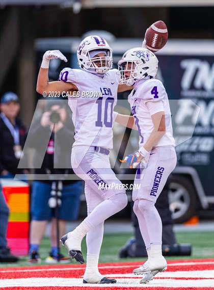Thumbnail 3 in Corner Canyon vs. Lehi (UHSAA 6A Semifinal) photogallery.