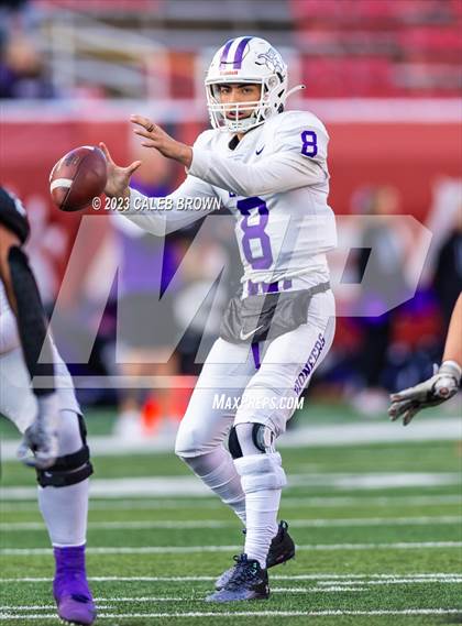 Thumbnail 3 in Corner Canyon vs. Lehi (UHSAA 6A Semifinal) photogallery.