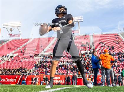 Thumbnail 2 in Corner Canyon vs. Lehi (UHSAA 6A Semifinal) photogallery.