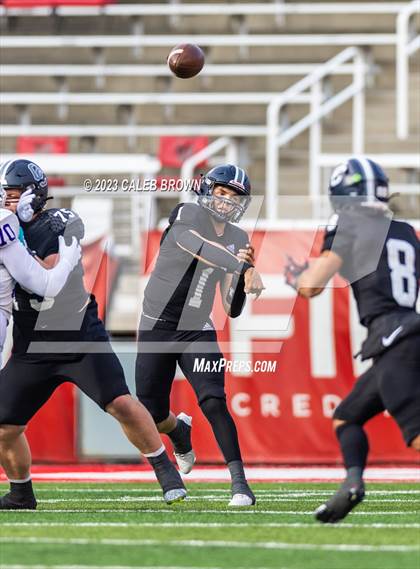 Thumbnail 3 in Corner Canyon vs. Lehi (UHSAA 6A Semifinal) photogallery.