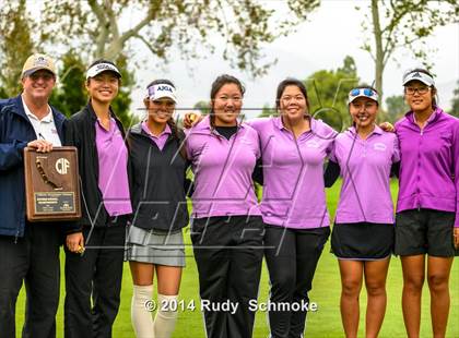 Thumbnail 2 in CIF SoCal Regional Girls Golf Championships photogallery.