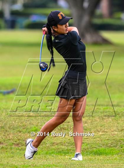 Thumbnail 2 in CIF SoCal Regional Girls Golf Championships photogallery.