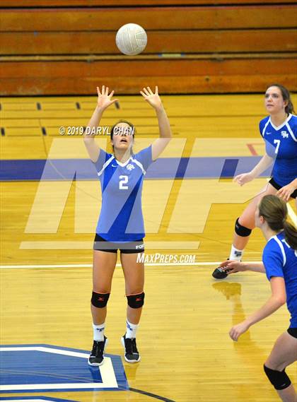 Thumbnail 3 in Mayfield @ San Marino photogallery.