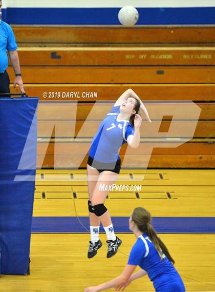 Thumbnail 2 in Mayfield @ San Marino photogallery.