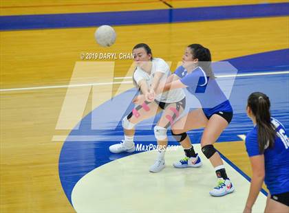 Thumbnail 1 in Mayfield @ San Marino photogallery.