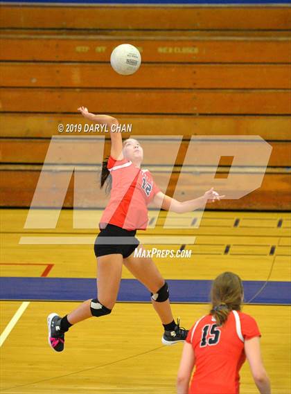 Thumbnail 1 in Mayfield @ San Marino photogallery.