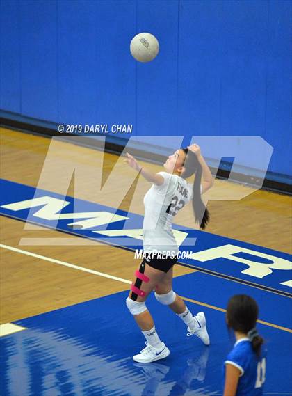 Thumbnail 2 in Mayfield @ San Marino photogallery.