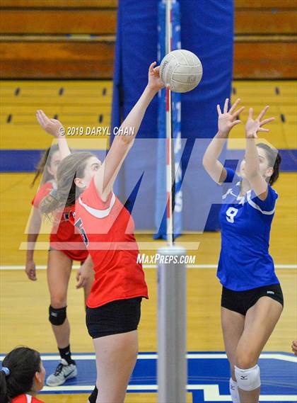 Thumbnail 3 in Mayfield @ San Marino photogallery.