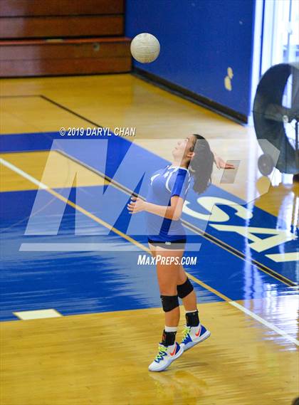 Thumbnail 3 in Mayfield @ San Marino photogallery.