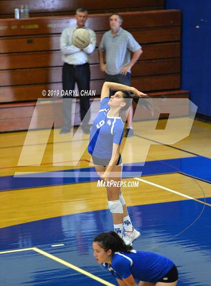 Thumbnail 3 in Mayfield @ San Marino photogallery.