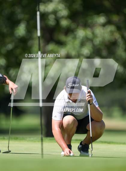 Thumbnail 2 in Meadow Hills Golf Course Tournament photogallery.