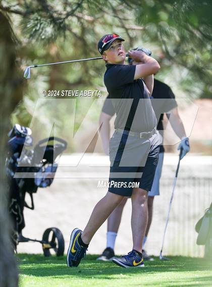 Thumbnail 2 in Meadow Hills Golf Course Tournament photogallery.