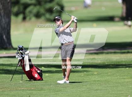 Thumbnail 2 in Meadow Hills Golf Course Tournament photogallery.