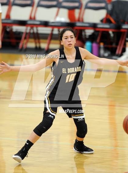 Thumbnail 3 in El Dorado vs. Saint Joseph (Savanna/Buena Park Christmas Classic) photogallery.