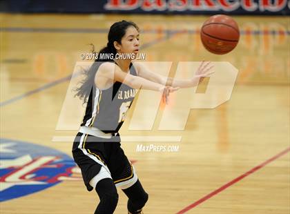 Thumbnail 2 in El Dorado vs. Saint Joseph (Savanna/Buena Park Christmas Classic) photogallery.