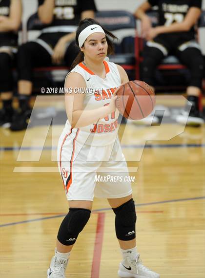 Thumbnail 1 in El Dorado vs. Saint Joseph (Savanna/Buena Park Christmas Classic) photogallery.