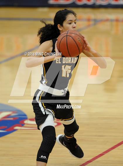 Thumbnail 1 in El Dorado vs. Saint Joseph (Savanna/Buena Park Christmas Classic) photogallery.