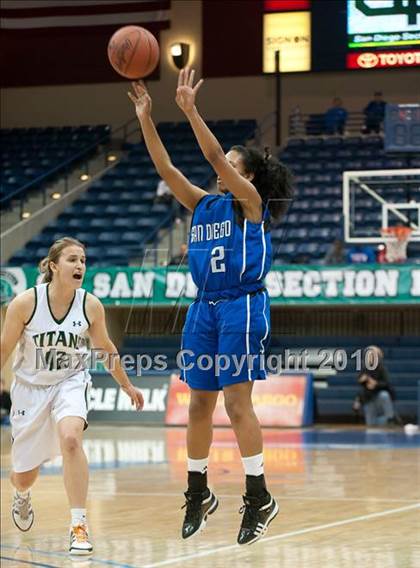 Thumbnail 3 in Poway vs San Diego (CIF SDS D1 Final) photogallery.