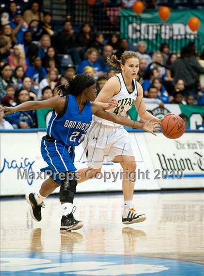 Thumbnail 3 in Poway vs San Diego (CIF SDS D1 Final) photogallery.