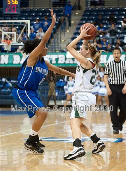 Thumbnail 1 in Poway vs San Diego (CIF SDS D1 Final) photogallery.