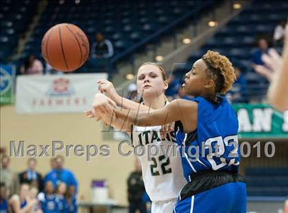 Thumbnail 3 in Poway vs San Diego (CIF SDS D1 Final) photogallery.