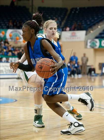 Thumbnail 1 in Poway vs San Diego (CIF SDS D1 Final) photogallery.