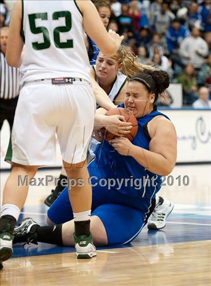Thumbnail 1 in Poway vs San Diego (CIF SDS D1 Final) photogallery.