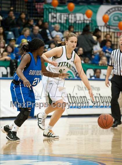 Thumbnail 1 in Poway vs San Diego (CIF SDS D1 Final) photogallery.