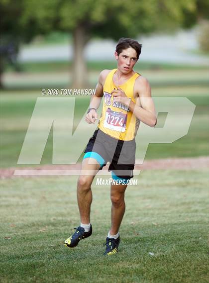 Thumbnail 2 in LHS Sweetheart Varsity photogallery.