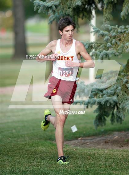 Thumbnail 3 in LHS Sweetheart Varsity photogallery.