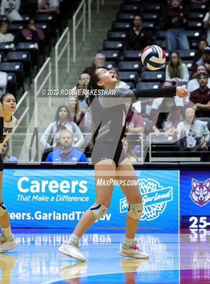 Thumbnail 1 in Davenport vs. Celina (UIL 4A Volleyball Semifinal) photogallery.