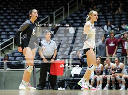 Thumbnail 2 in Davenport vs. Celina (UIL 4A Volleyball Semifinal) photogallery.