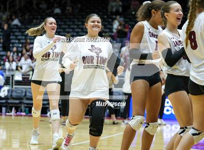 Thumbnail 1 in Davenport vs. Celina (UIL 4A Volleyball Semifinal) photogallery.