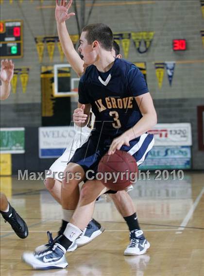 Thumbnail 2 in Oak Ridge vs. Elk Grove (Common Good Classic) photogallery.