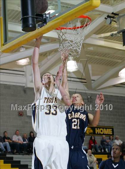 Thumbnail 1 in Oak Ridge vs. Elk Grove (Common Good Classic) photogallery.