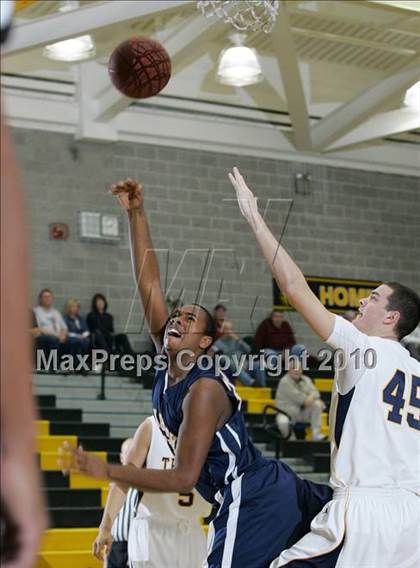 Thumbnail 1 in Oak Ridge vs. Elk Grove (Common Good Classic) photogallery.