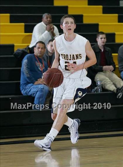 Thumbnail 1 in Oak Ridge vs. Elk Grove (Common Good Classic) photogallery.