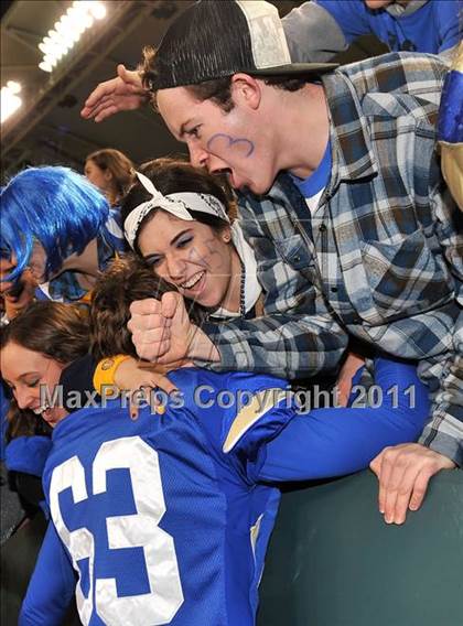 Thumbnail 1 in Bellarmine vs. Santa Margarita (CIF State D1 Final) photogallery.