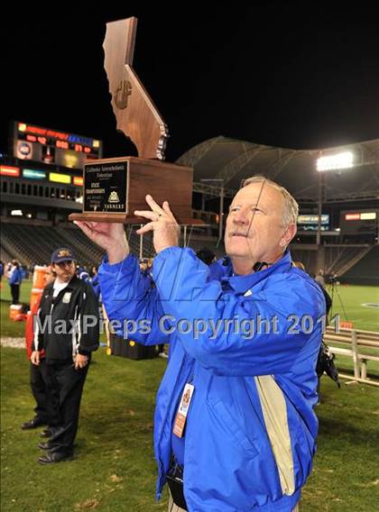 Thumbnail 1 in Bellarmine vs. Santa Margarita (CIF State D1 Final) photogallery.