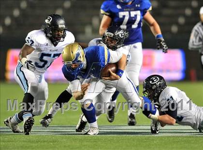 Thumbnail 2 in Bellarmine vs. Santa Margarita (CIF State D1 Final) photogallery.