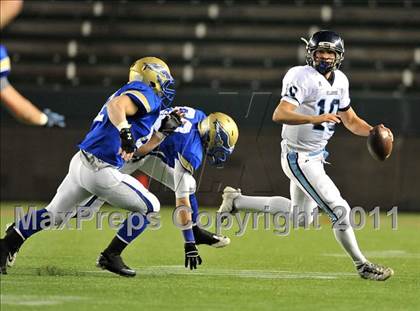 Thumbnail 2 in Bellarmine vs. Santa Margarita (CIF State D1 Final) photogallery.
