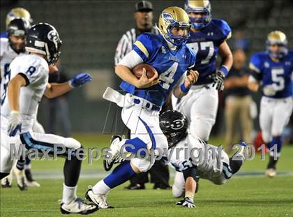 Thumbnail 3 in Bellarmine vs. Santa Margarita (CIF State D1 Final) photogallery.