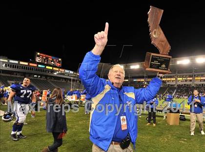Thumbnail 2 in Bellarmine vs. Santa Margarita (CIF State D1 Final) photogallery.