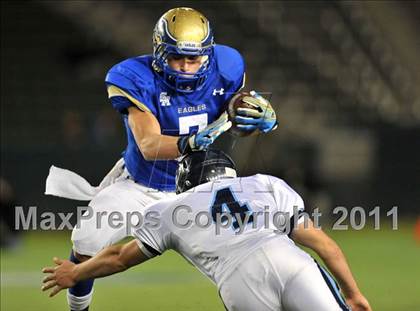 Thumbnail 2 in Bellarmine vs. Santa Margarita (CIF State D1 Final) photogallery.