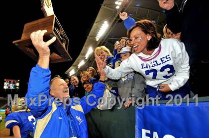 Thumbnail 3 in Bellarmine vs. Santa Margarita (CIF State D1 Final) photogallery.