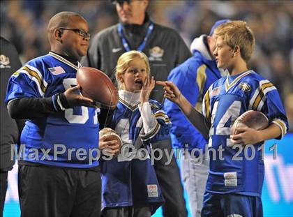 Thumbnail 2 in Bellarmine vs. Santa Margarita (CIF State D1 Final) photogallery.
