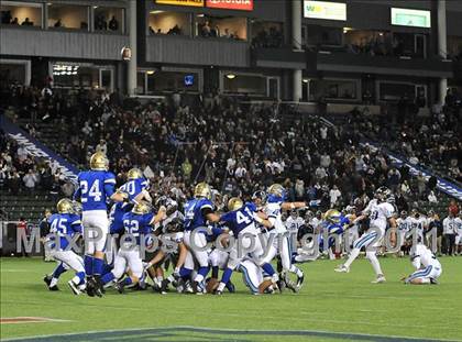 Thumbnail 3 in Bellarmine vs. Santa Margarita (CIF State D1 Final) photogallery.