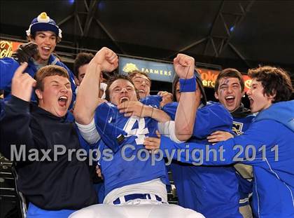 Thumbnail 2 in Bellarmine vs. Santa Margarita (CIF State D1 Final) photogallery.